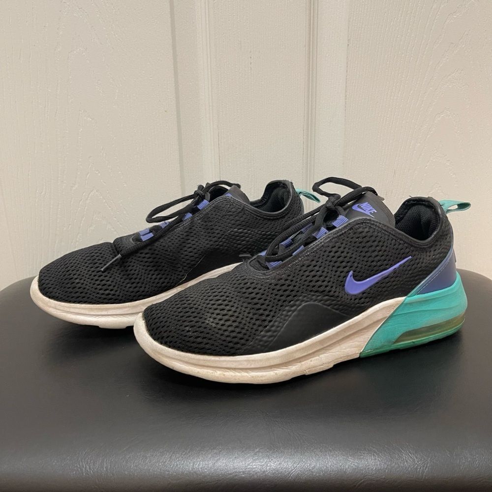 Nike Womens Air Max Running Shoes Sneakers Size 9 Motion 2 CK1676-300 Black